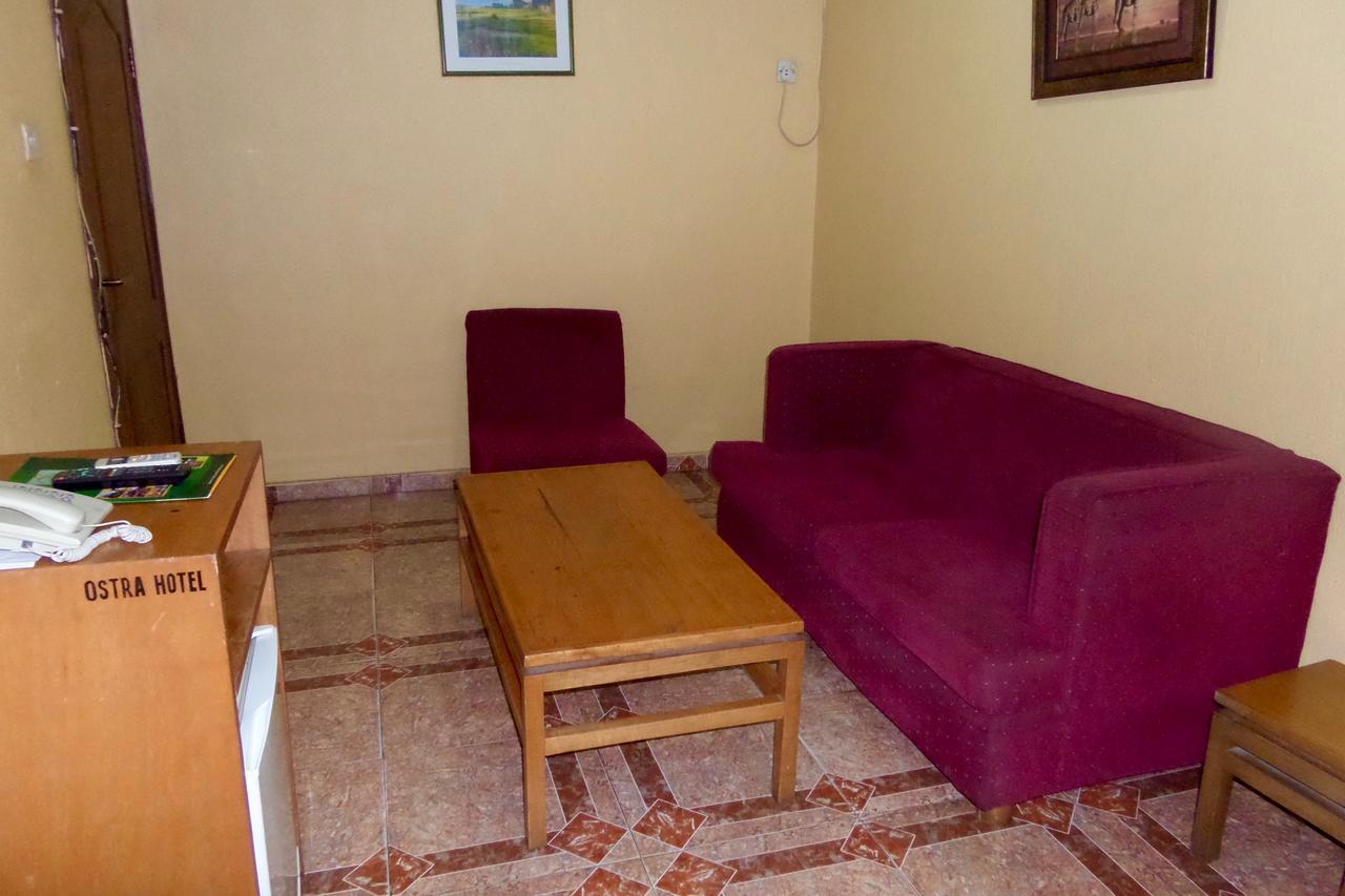 Ostra Hotels Bale Akiosi Exterior photo